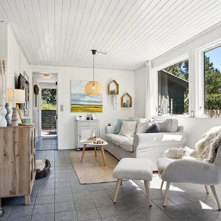 Semesterbostad Inga - 1-3km From The Sea By Interhome *